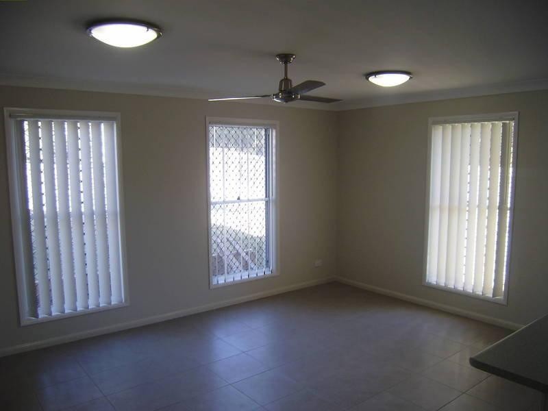 71 Emerald  Cres, Springfield Lakes QLD 4300