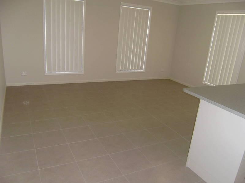 71 Emerald  Cres, Springfield Lakes QLD 4300