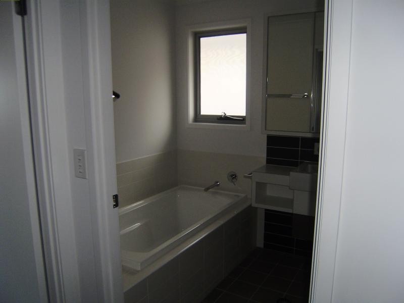 19 Melaleuca  Dr, Brookwater QLD 4300