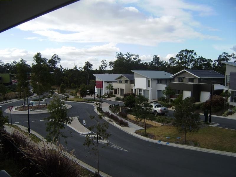 19 Melaleuca  Dr, Brookwater QLD 4300