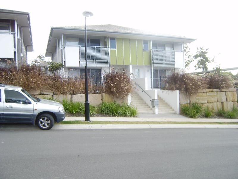 19 Melaleuca  Dr, Brookwater QLD 4300