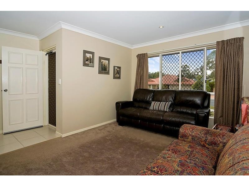 15 Jupiter St, Springfield Lakes QLD 4300