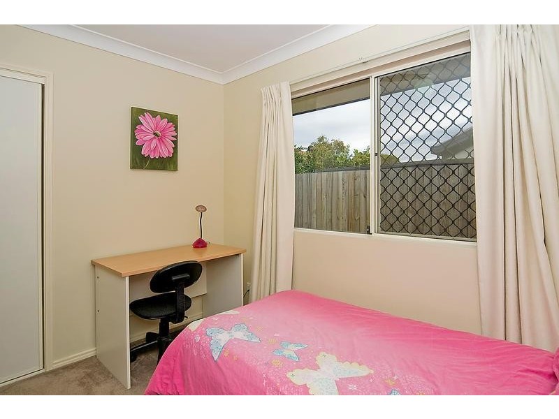 15 Jupiter St, Springfield Lakes QLD 4300