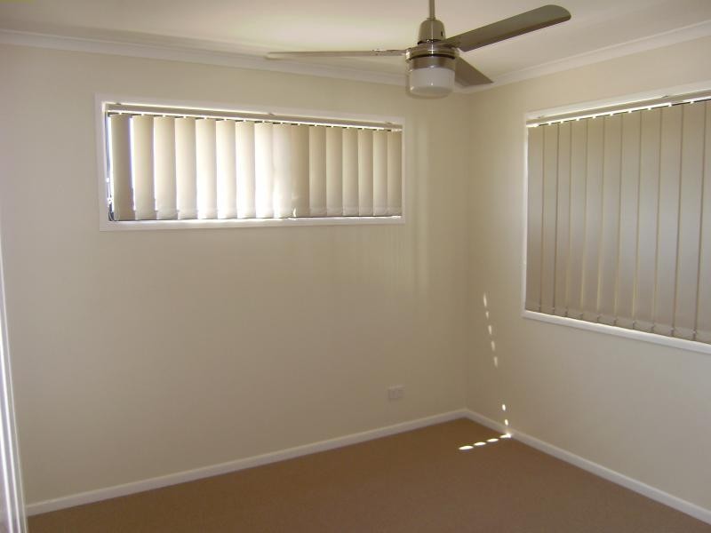9 Emerald  Tce, Springfield Lakes QLD 4300