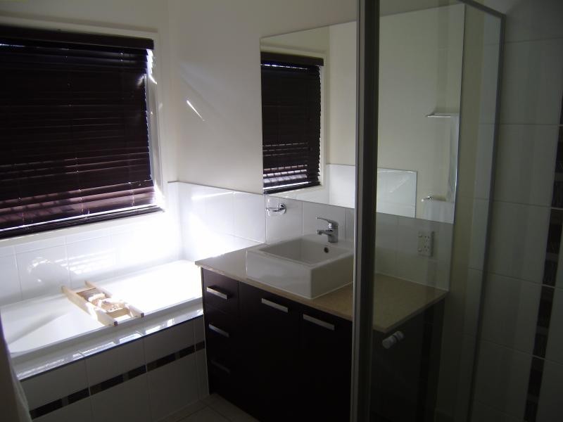 24 Pelagian St, Augustine Heights QLD 4300