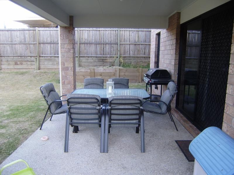 15 Greenview Ct, Springfield QLD 4300