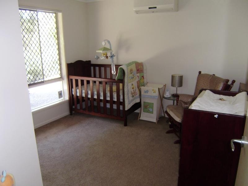 35 Wanderer Cres, Springfield Lakes QLD 4300