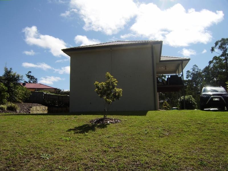 35 Wanderer Cres, Springfield Lakes QLD 4300