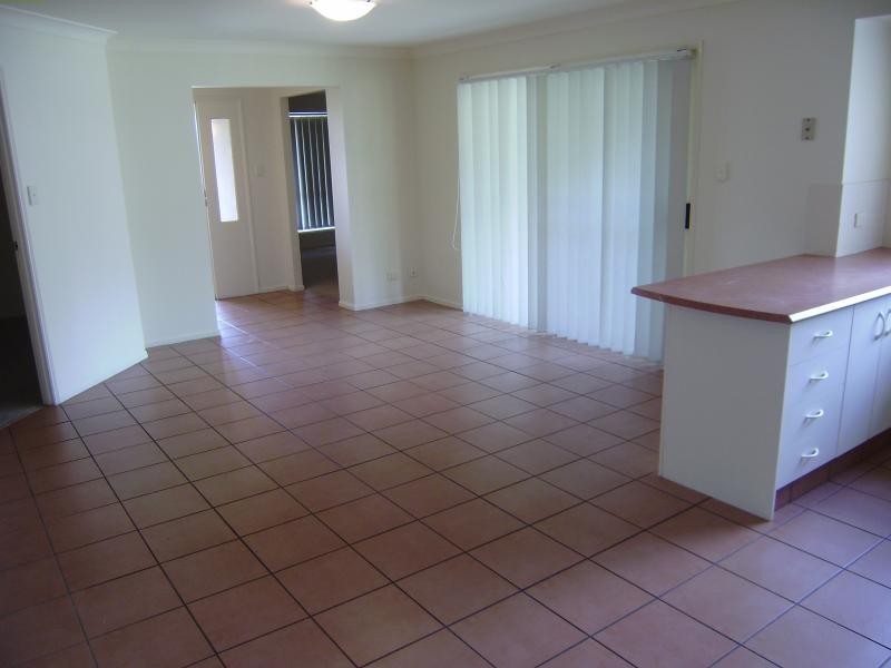 51 Central  St, Forest Lake QLD 4078