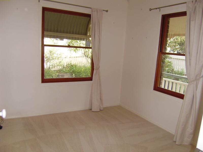 15 Jezabel Dr, Springfield Lakes QLD 4300