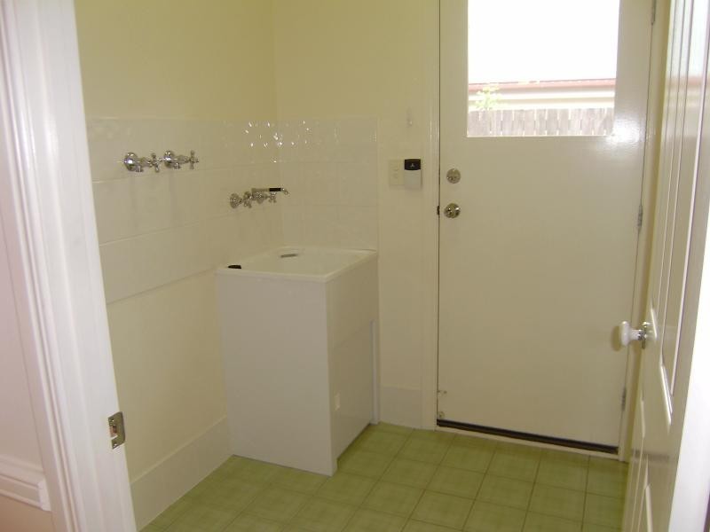 15 Jezabel Dr, Springfield Lakes QLD 4300