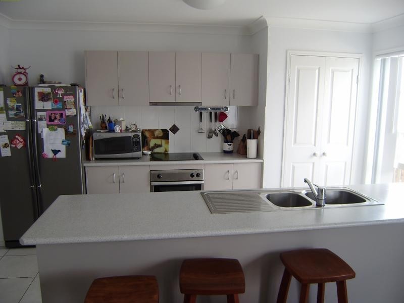 18 Driftwood Pl, Springfield Lakes QLD 4300