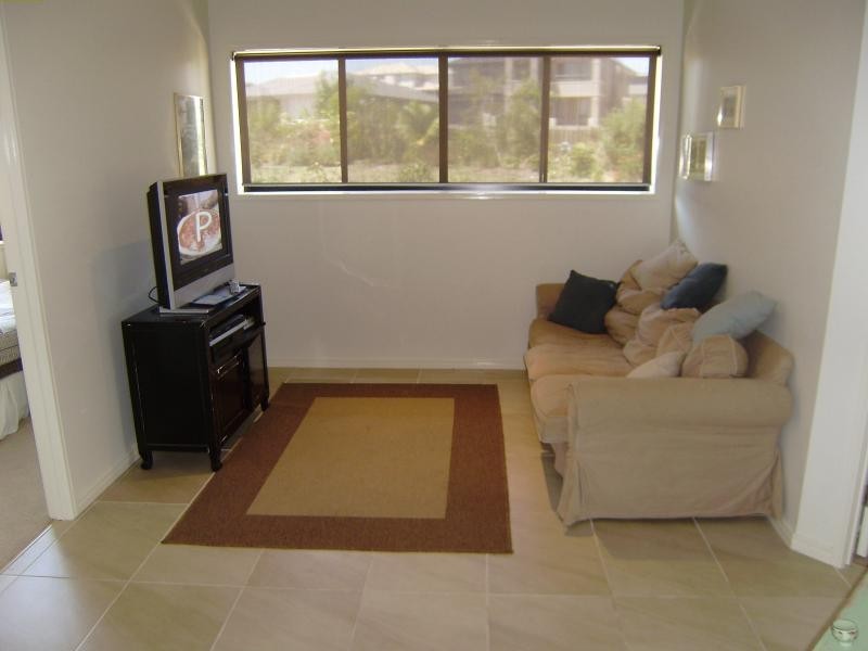 108 Santa Monica Dr, Augustine Heights QLD 4300