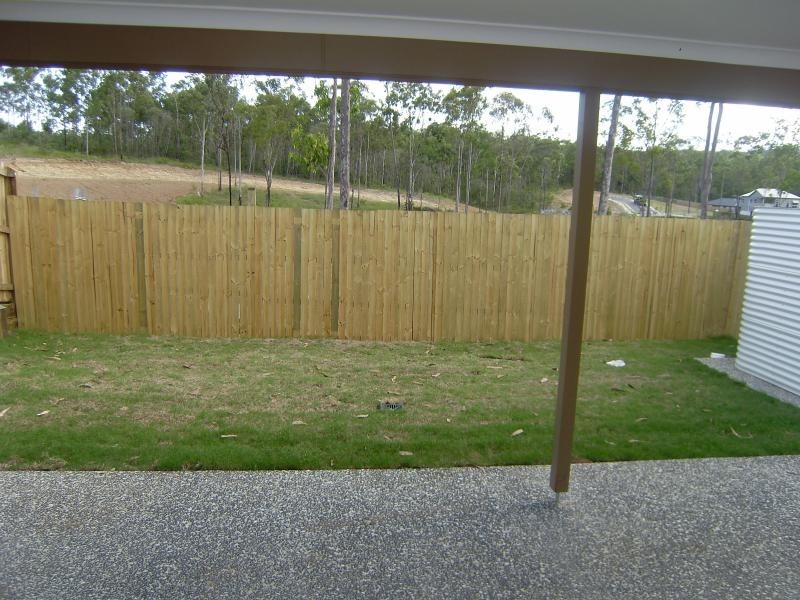 14 Caraway  St, Springfield Lakes QLD 4300