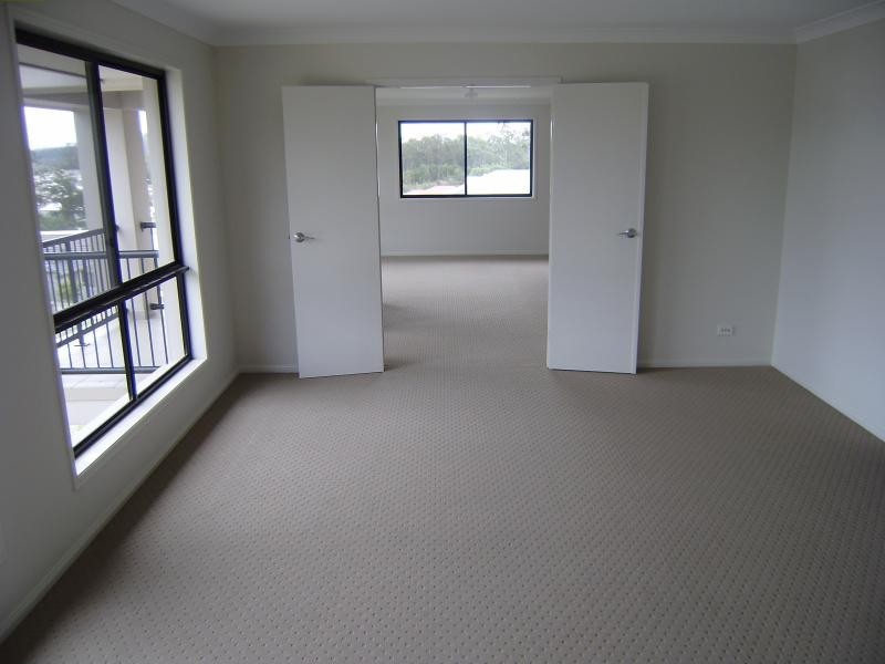 76 Opossum  Cct, Springfield Lakes QLD 4300