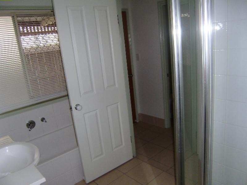 19 Liberty Cres, Springfield Lakes QLD 4300