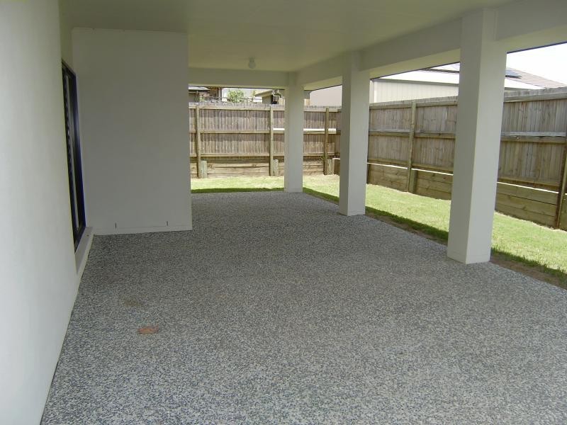 Augustine Heights QLD 4300