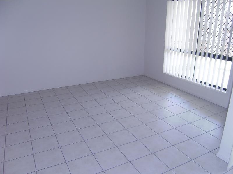 Augustine Heights QLD 4300