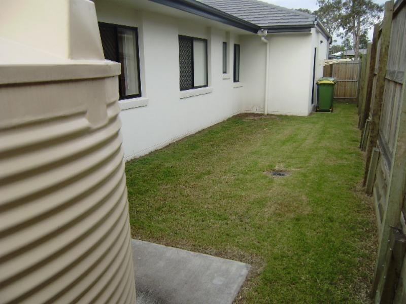 Augustine Heights QLD 4300