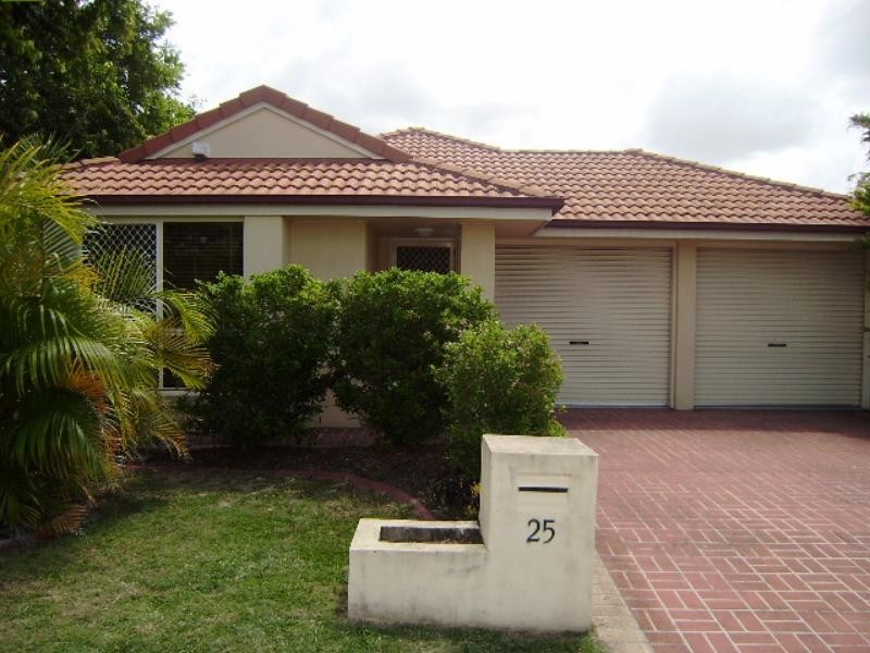 25 Karamea  Ave, Springfield QLD 4300