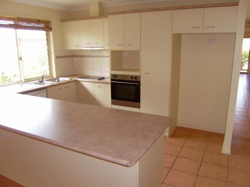 25 Karamea  Ave, Springfield QLD 4300