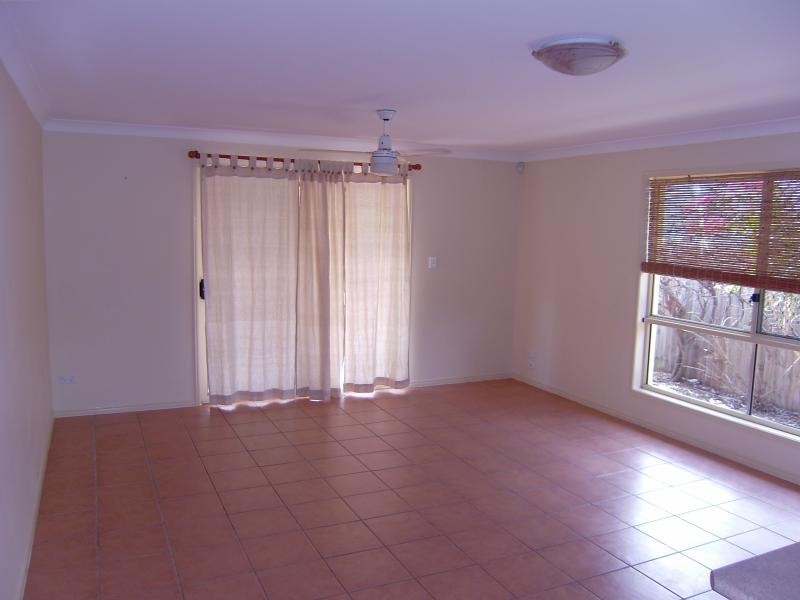 25 Karamea  Ave, Springfield QLD 4300
