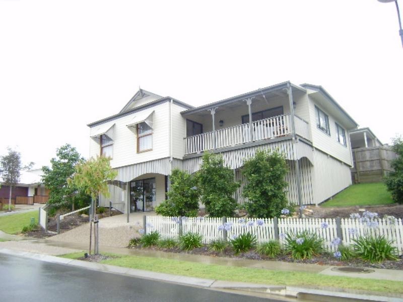 14 Waratah Cres, Springfield Lakes QLD 4300