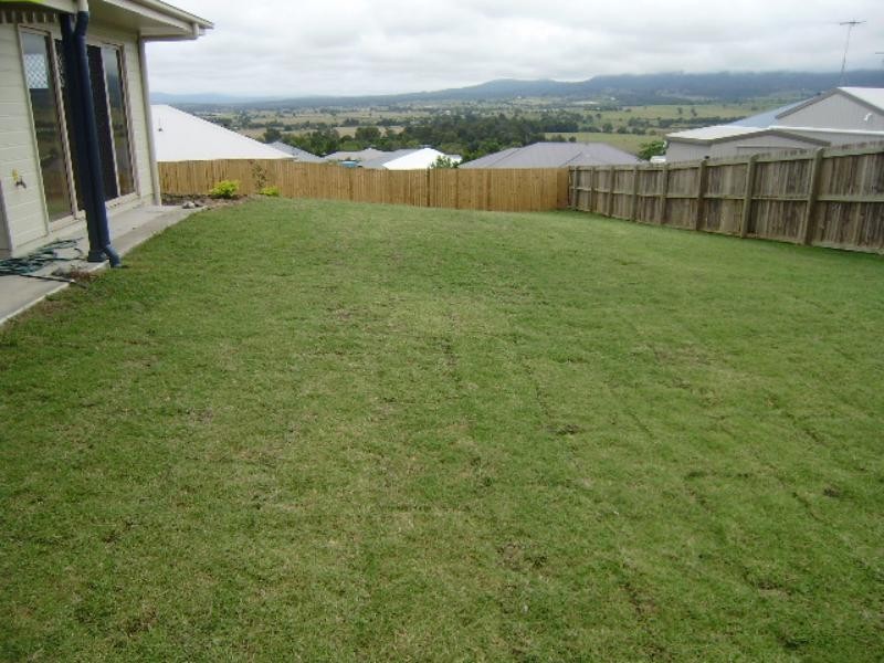 10 Normanton Cl, Rosewood QLD 4340