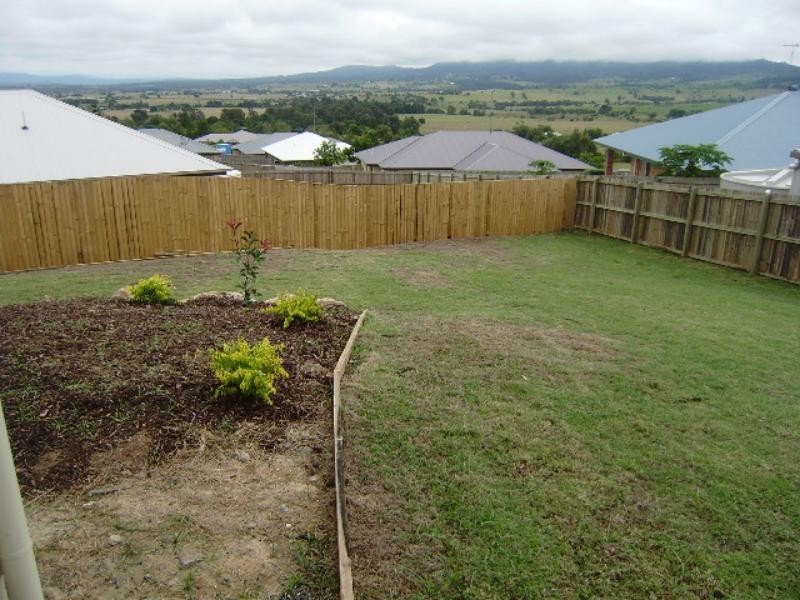 10 Normanton Cl, Rosewood QLD 4340