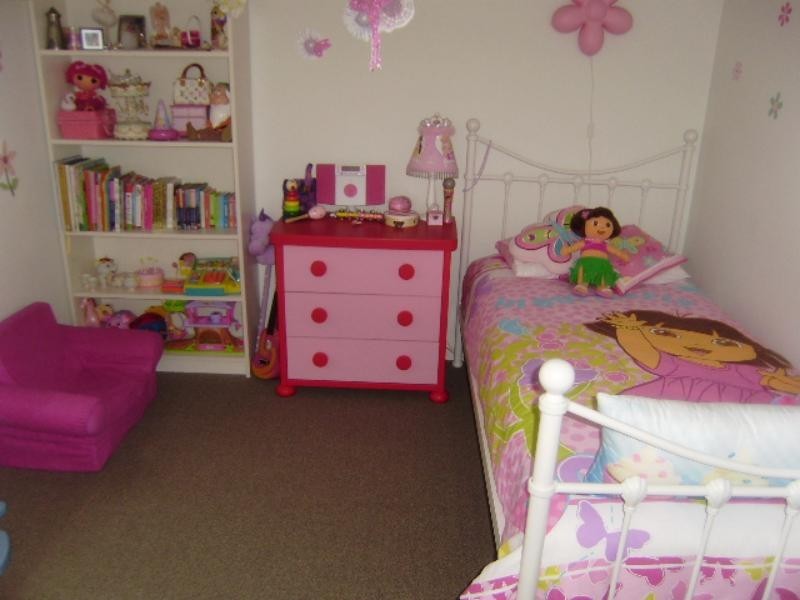 21 Ovals  Tce, Springfield Lakes QLD 4300