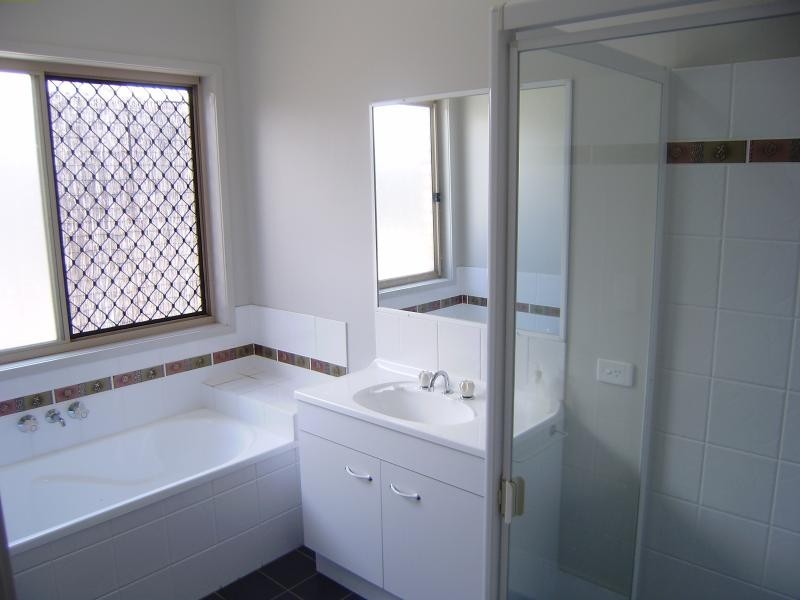 17 Jezabel  Dr, Springfield Lakes QLD 4300