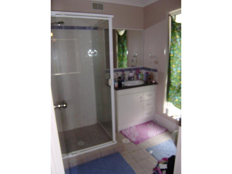 19 Lagoona  Ct, Churchill QLD 4305