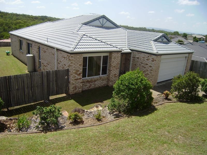 22 Scenic Dr, Springfield QLD 4300