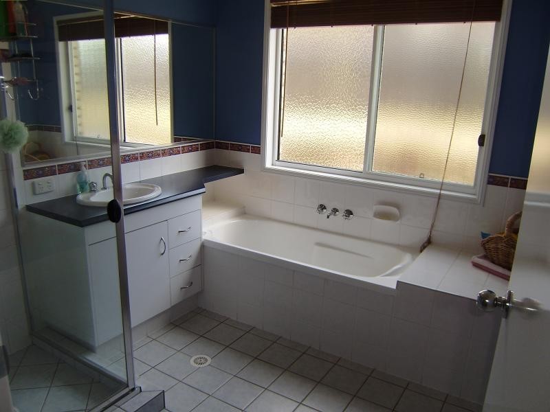 22 Scenic Dr, Springfield QLD 4300