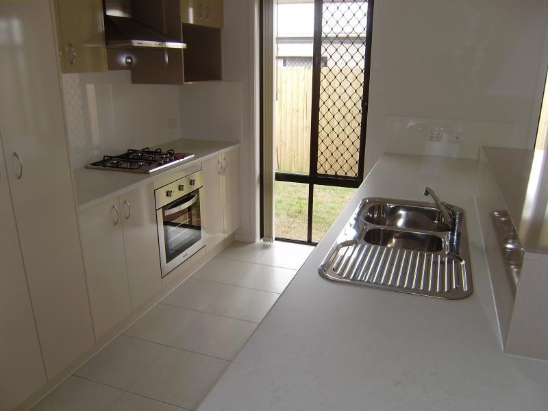 34 Philong St, Doolandella QLD 4077