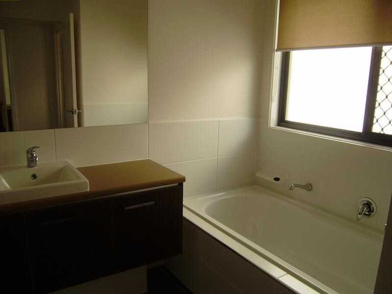 Springfield Lakes QLD 4300