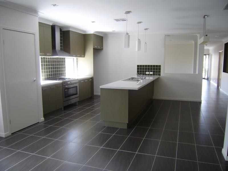 Springfield Lakes QLD 4300