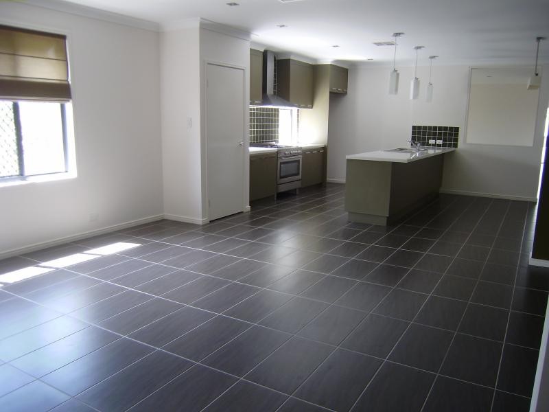 Springfield Lakes QLD 4300