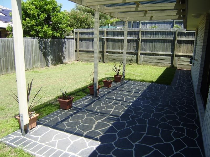 8 Birdwing  Ct, Springfield Lakes QLD 4300