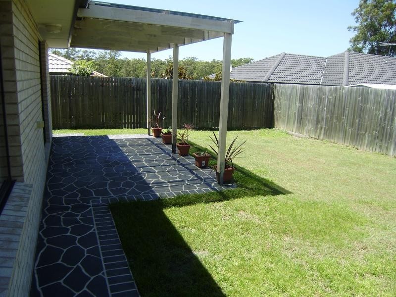 8 Birdwing  Ct, Springfield Lakes QLD 4300