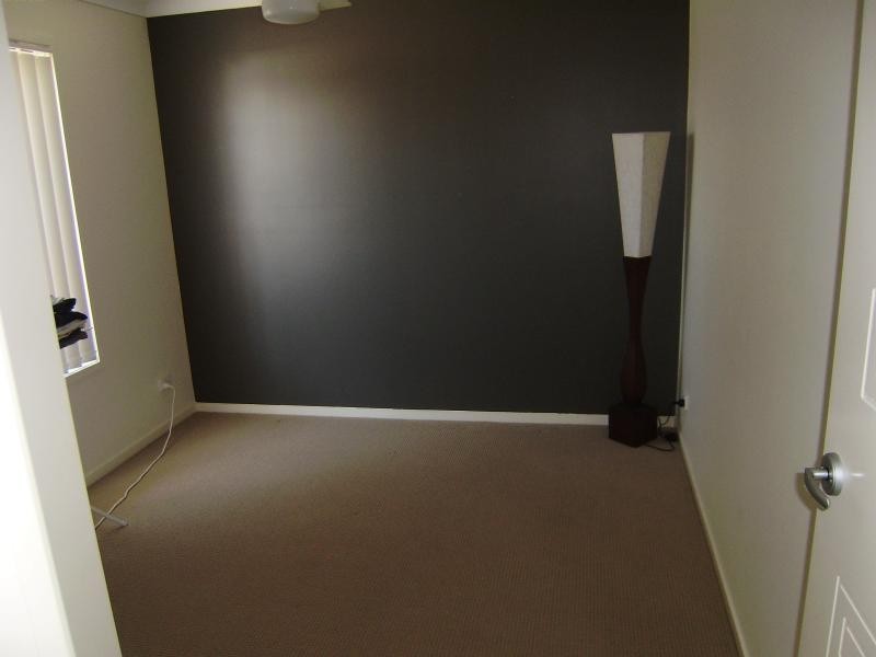 12 Escarpment Dr, Springfield QLD 4300