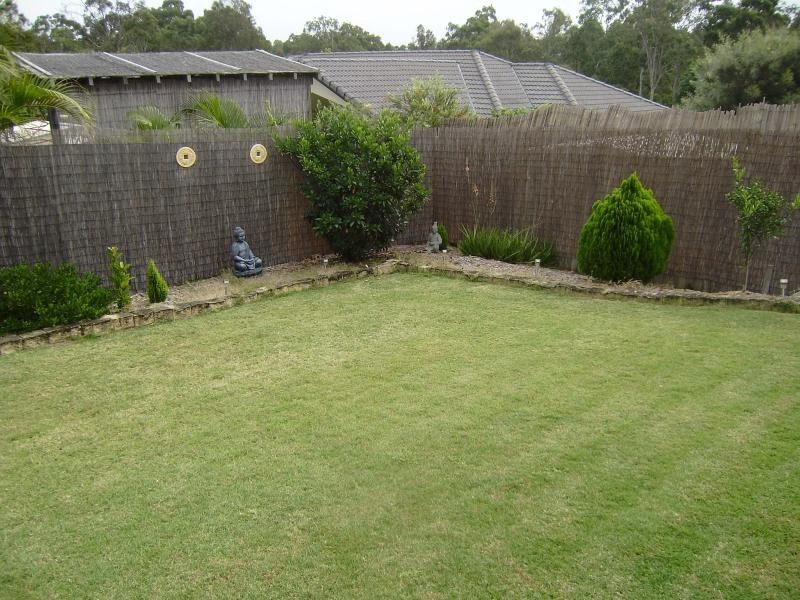 3 Myrtle Cres, Brookwater QLD 4300
