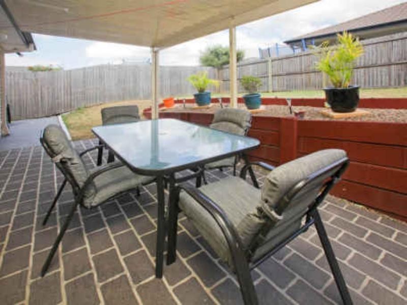 10 Esperance  Cres, Springfield Lakes QLD 4300