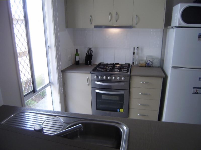 10 Mirage Ave, Springfield Lakes QLD 4300