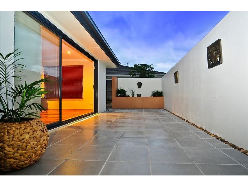 44 Hallow Cres, Augustine Heights QLD 4300