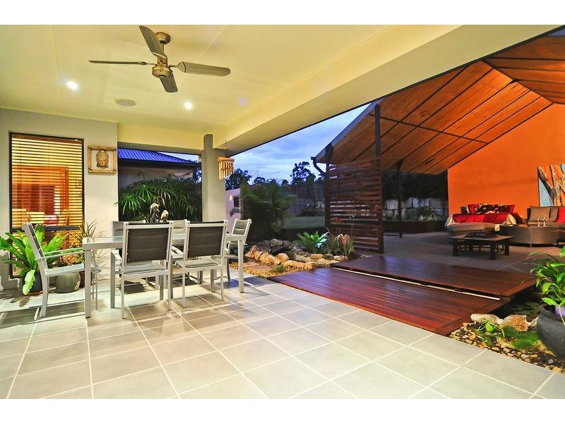44 Hallow Cres, Augustine Heights QLD 4300