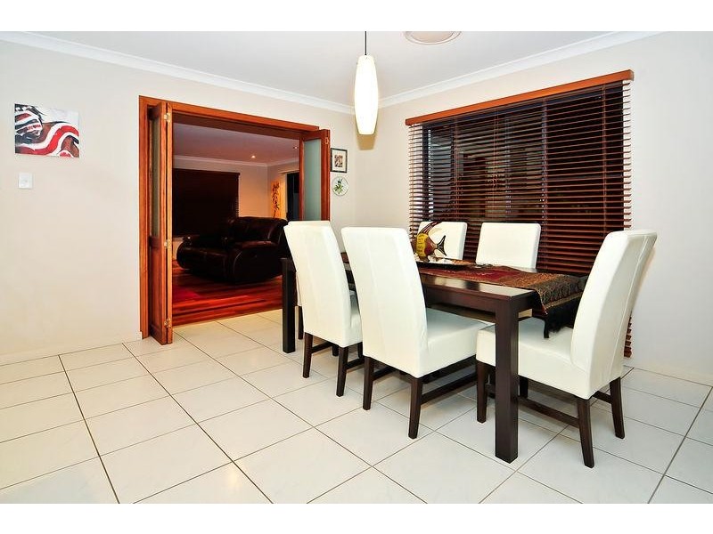 44 Hallow Cres, Augustine Heights QLD 4300