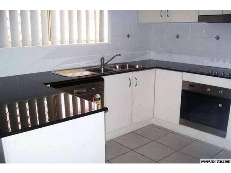 17 Shearwater Tce, Springfield Lakes QLD 4300
