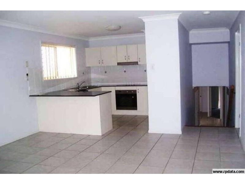 17 Shearwater Tce, Springfield Lakes QLD 4300