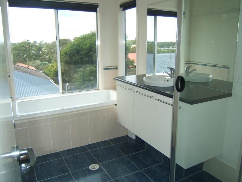 3 Waterview  Ct, Springfield Lakes QLD 4300